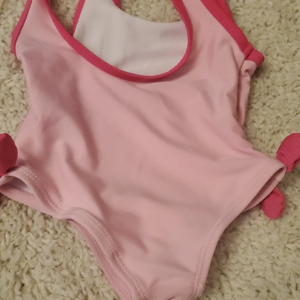 5‎ For 25$ Wonder Nation Pink Swimsuit with Bows Baby Size 12 Months